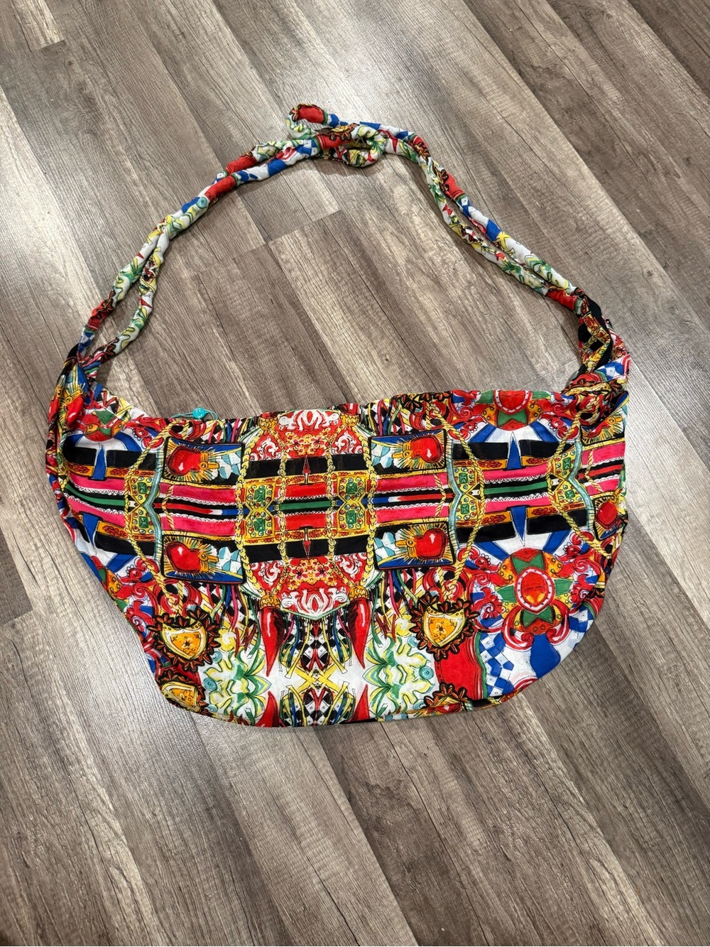 Antica Sartpria Colorful Patterned Shoulder Bag in Red, Blue and Green